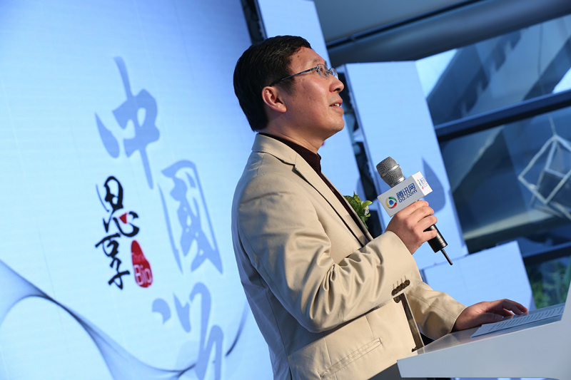 华东师范大学特聘教授、中国现代思想文化研究所副所长许纪霖 华东师范大学特聘教授、中国现代思想文化研究所副所长许纪霖