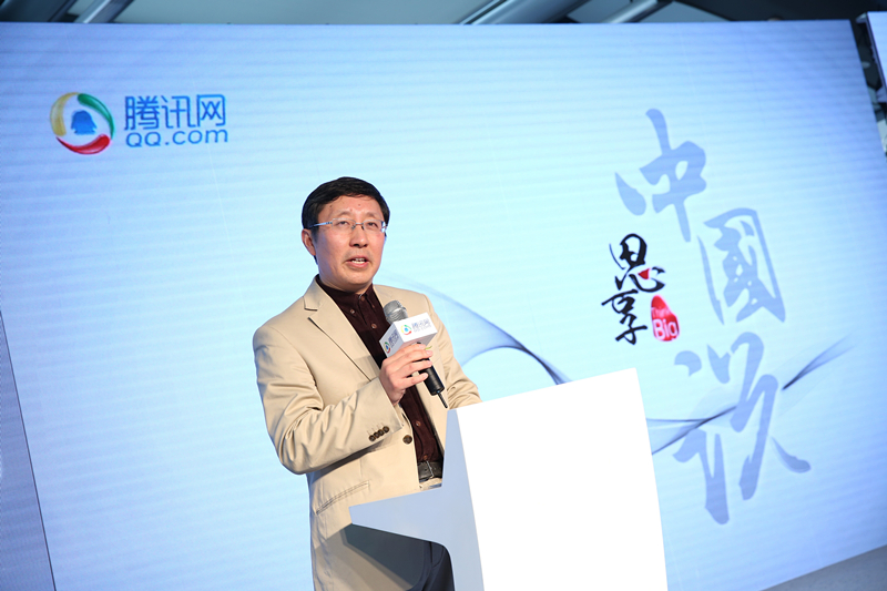 华东师范大学特聘教授、中国现代思想文化研究所副所长许纪霖 华东师范大学特聘教授、中国现代思想文化研究所副所长许纪霖