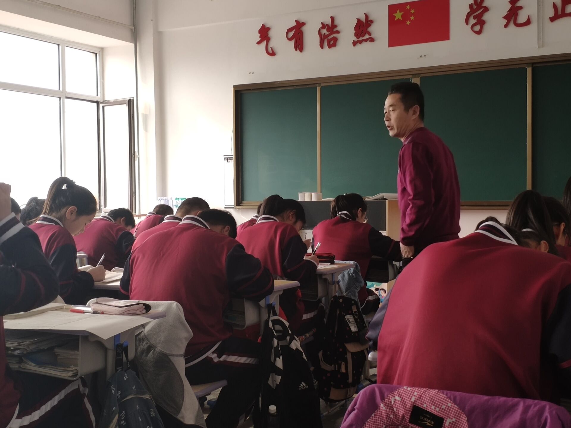 QQ图片20181122150939.jpg
