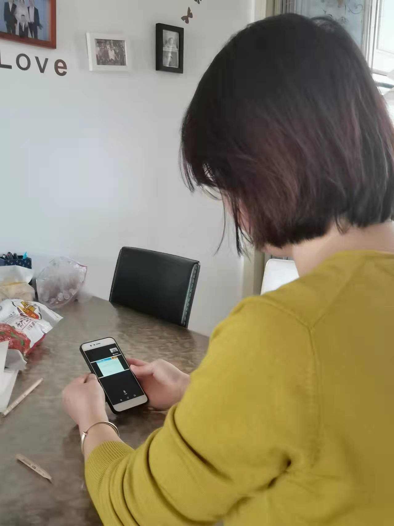 李晓莲.jpg