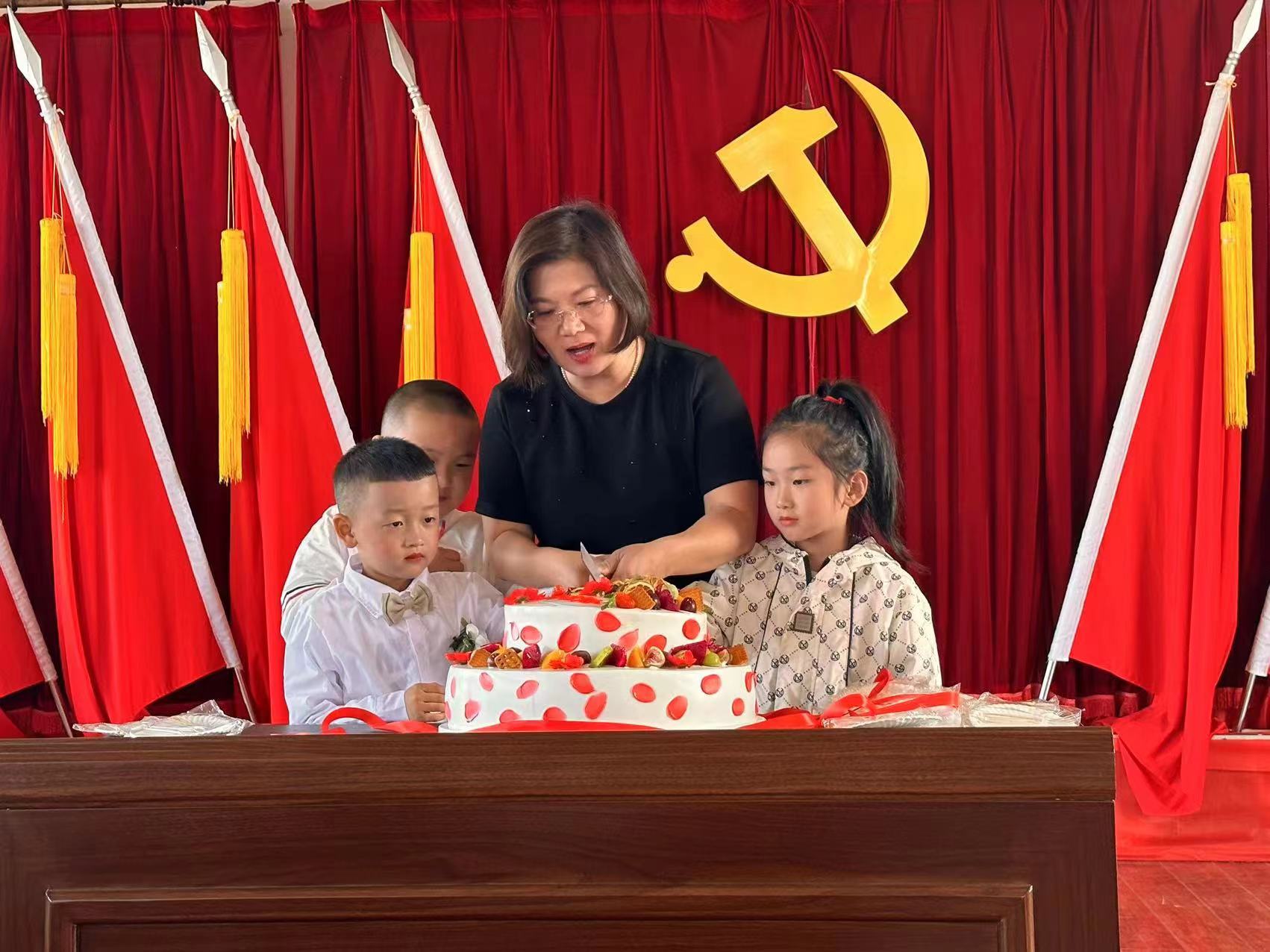 ڸһеƬ.jpg